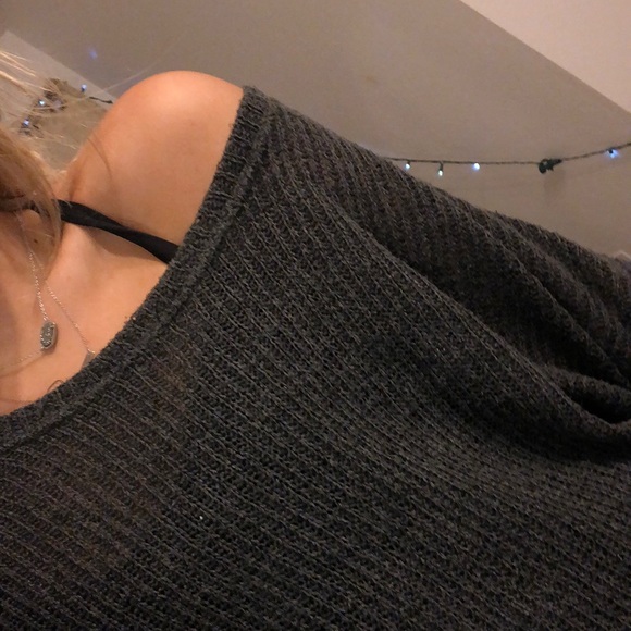 Grey sweater - Picture 3 of 4
